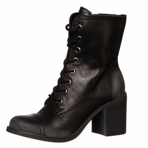 Steve Madden Whit Lace-Up Black Leather Heel Boots
